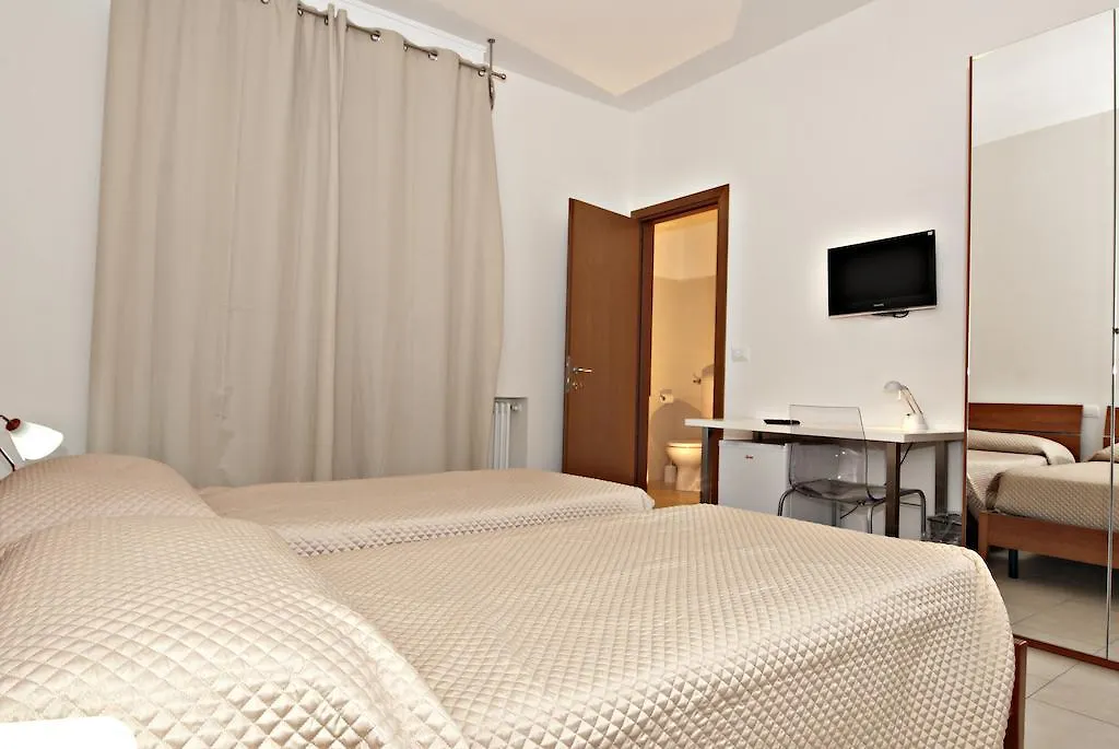 Unacamera Guest House Bologna